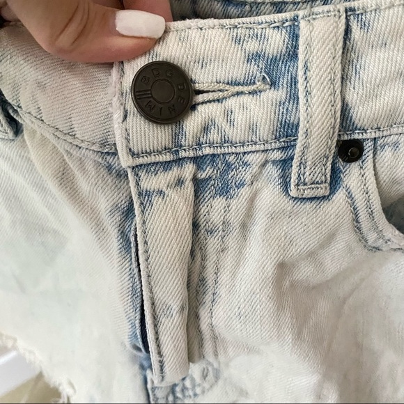 BDG Light Wash Blue Super High Rise Dolphin Cheeky Denim Shorts - Picture 4 of 9